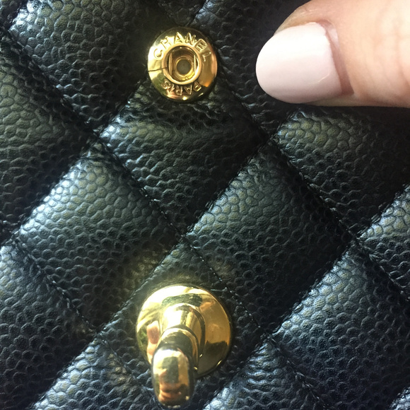 Chanel Classic Double Flap Caviar Black Medium M/L - Picture 4 of 8